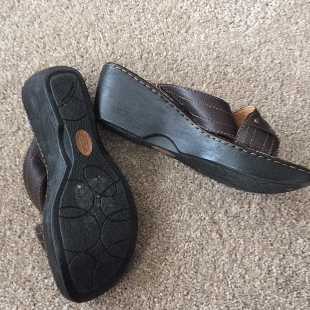 Sandals - Picture 2 of 2